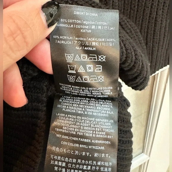 Guess Y2K Guess Los Angeles | Black Crochet Lace Up Sweater Size Medium M - Picture 6 of 7